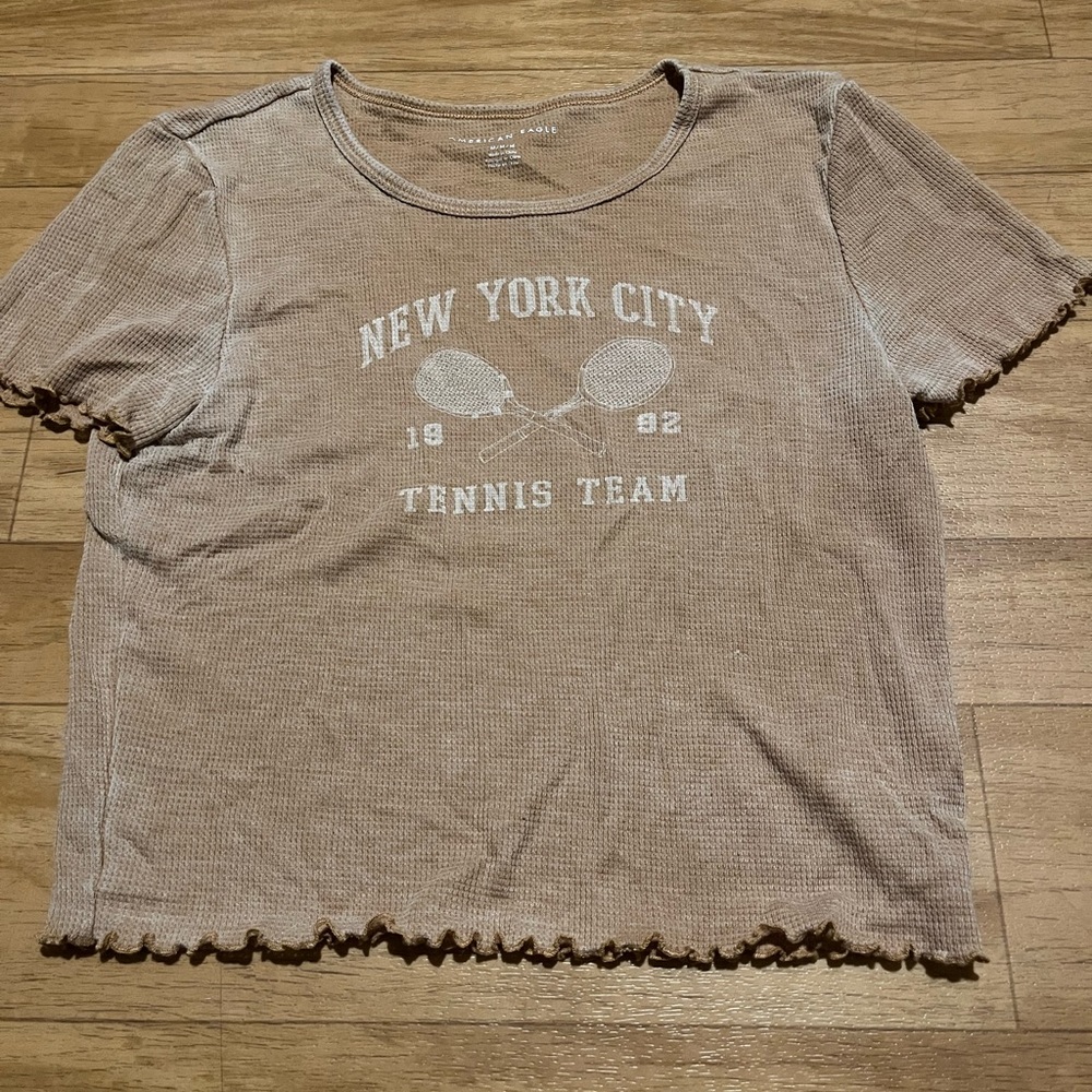 hollister cropped T-shirt